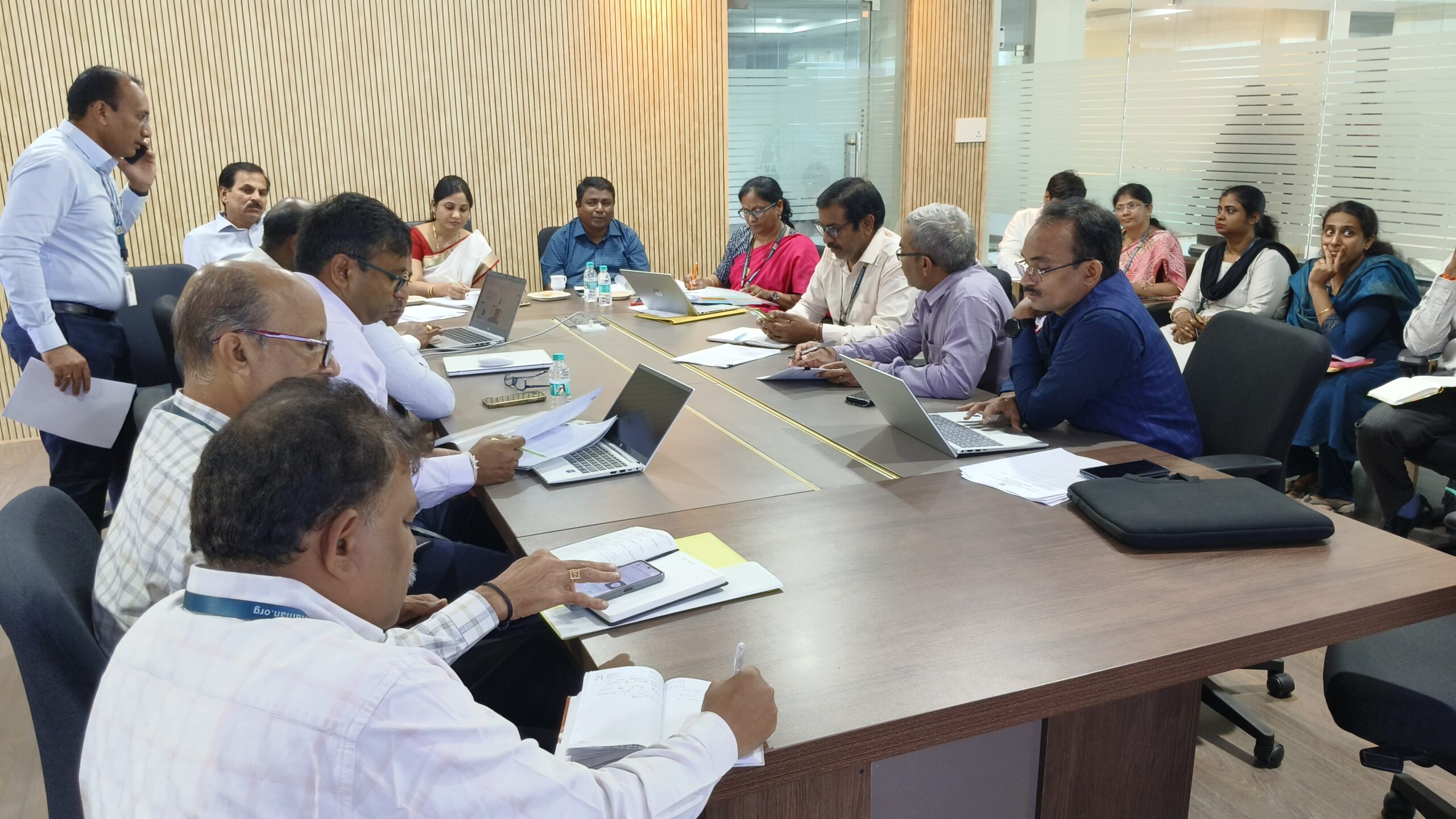 filter: 0; fileterIntensity: 0.0; filterMask: 0; captureOrientation: 0;
algolist: 0;
multi-frame: 1;
brp_mask:0;
brp_del_th:null;
brp_del_sen:null;
delta:null;
module: photo;hw-remosaic: false;touch: (-1.0, -1.0);sceneMode: 8;cct_value: 0;AI_Scene: (-1, -1);aec_lux: 0.0;aec_lux_index: 0;HdrStatus: auto;albedo:  ;confidence:  ;motionLevel: 0;weatherinfo: null;temperature: 39;